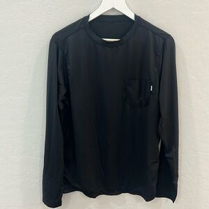 Vouri Long Sleeve Pocket Tee